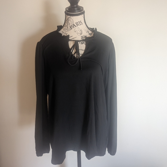 Women's Knit Top - Picture 2 of 4